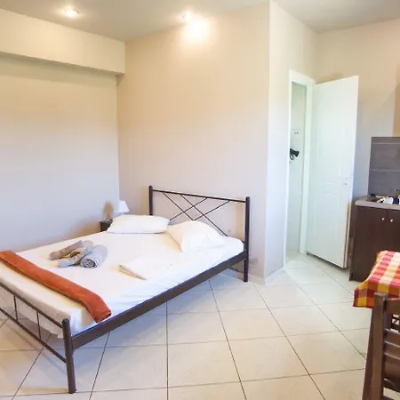 Filippion Hotell Mantzavináta