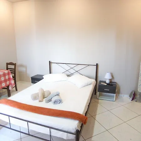 Filippion Hotell Mantzavináta