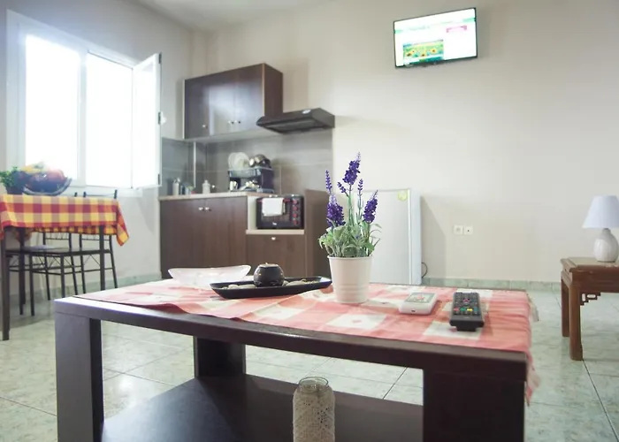 Filippion מלון Mantzavináta