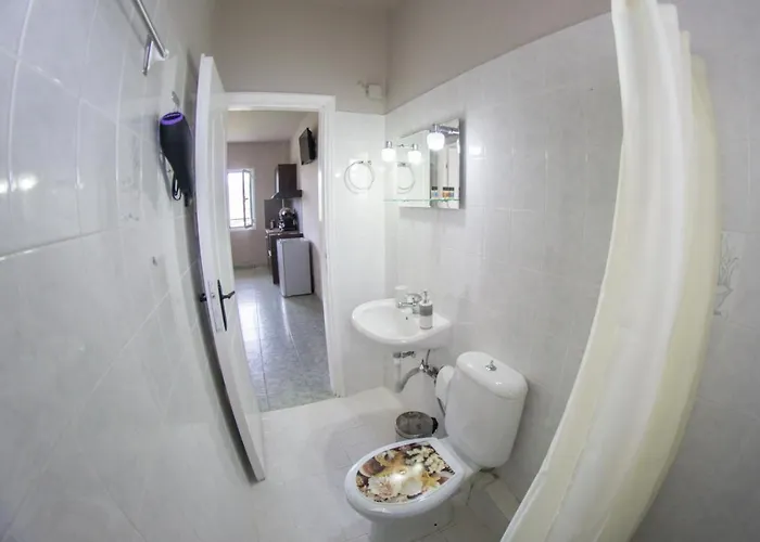 Filippion מלון Mantzavináta